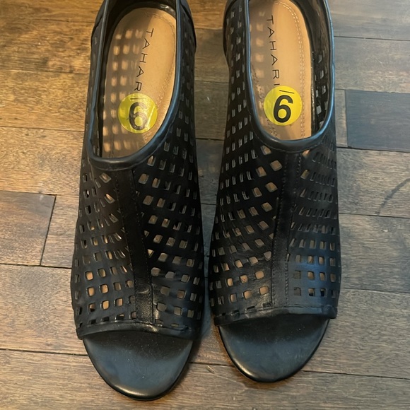 Tahari peep toe - Picture 5 of 6